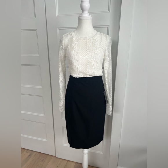 Lace mock tee top with camisole slip - Picture 7 of 8